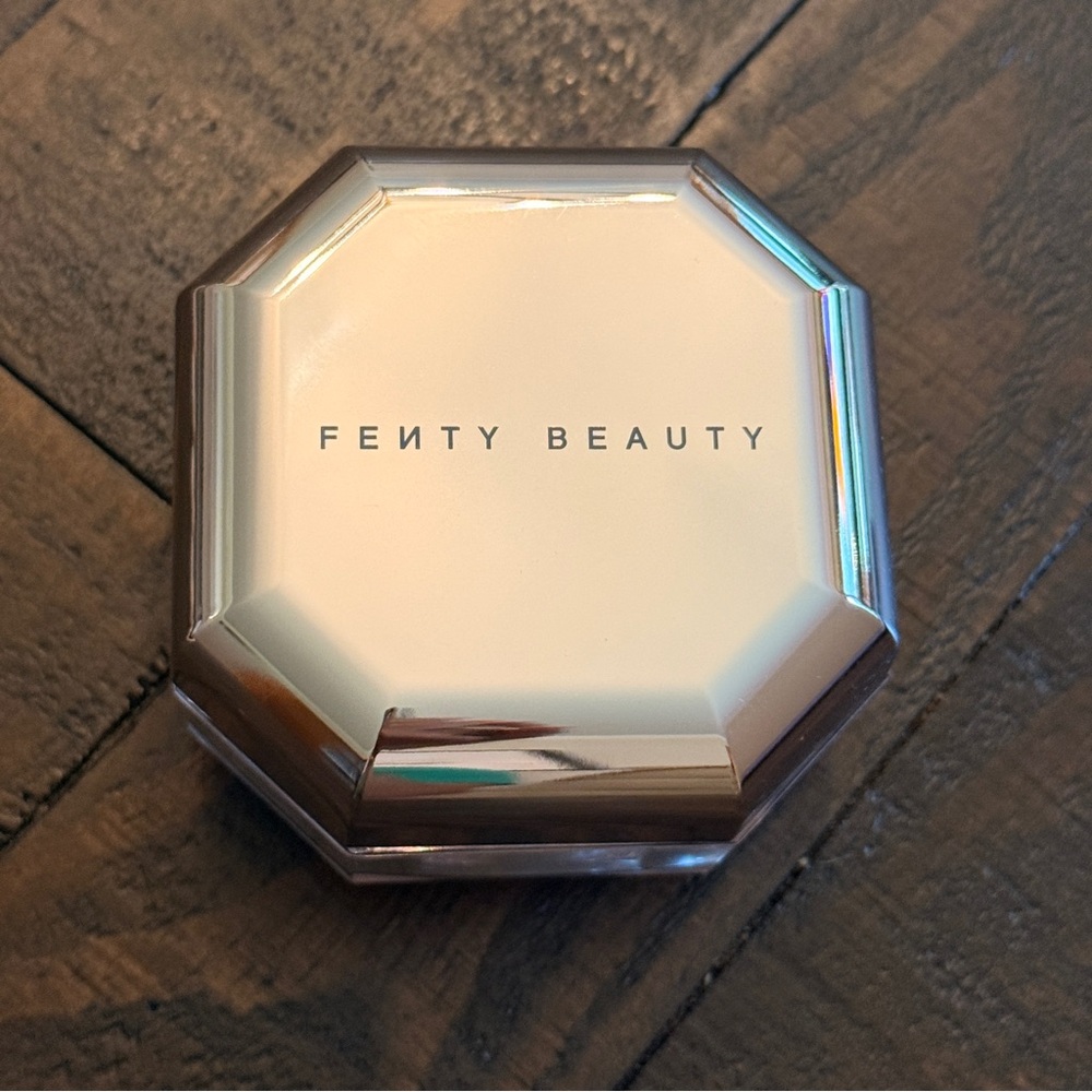 Fenty Beauty Setting Powder Compact - Cream